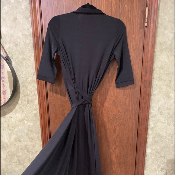 A beautifully Maxy black dress - Picture 5 of 6